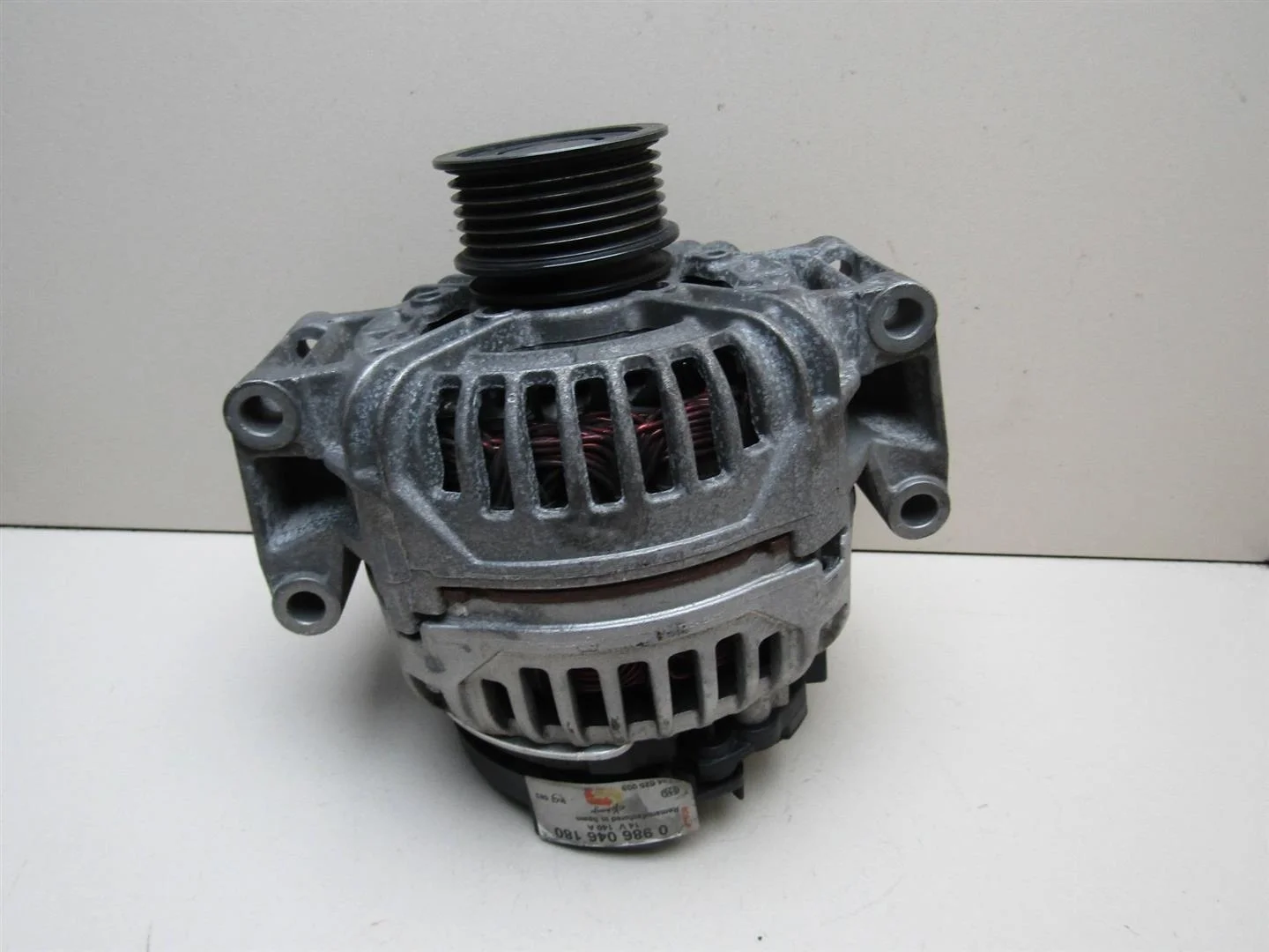 Генератор Audi A4 (B6) 2000-2004  [06B903016AB]  1.8 2.0  в Вологде