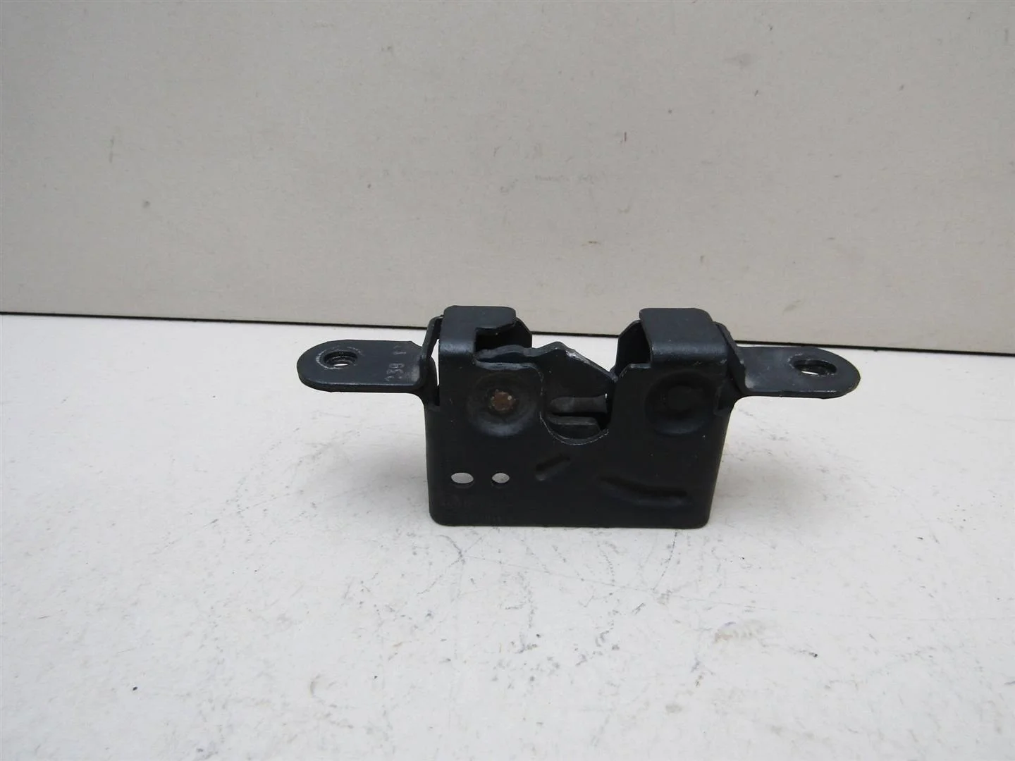 Замок капота Renault Scenic 2009-2015  [656010010R]  1.5 DCI K9K в Вологде