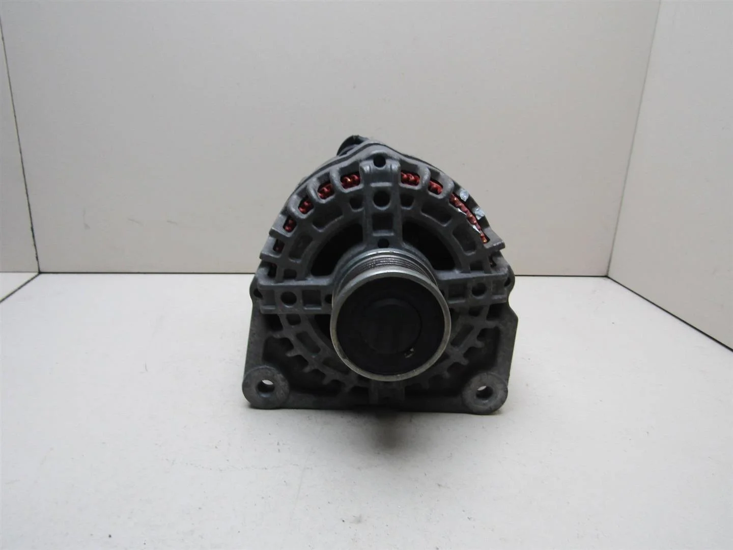 Генератор Nissan X-Trail (T31) 2007-2014  [23100EN00B]  2.0 16V  MR20 в Вологде