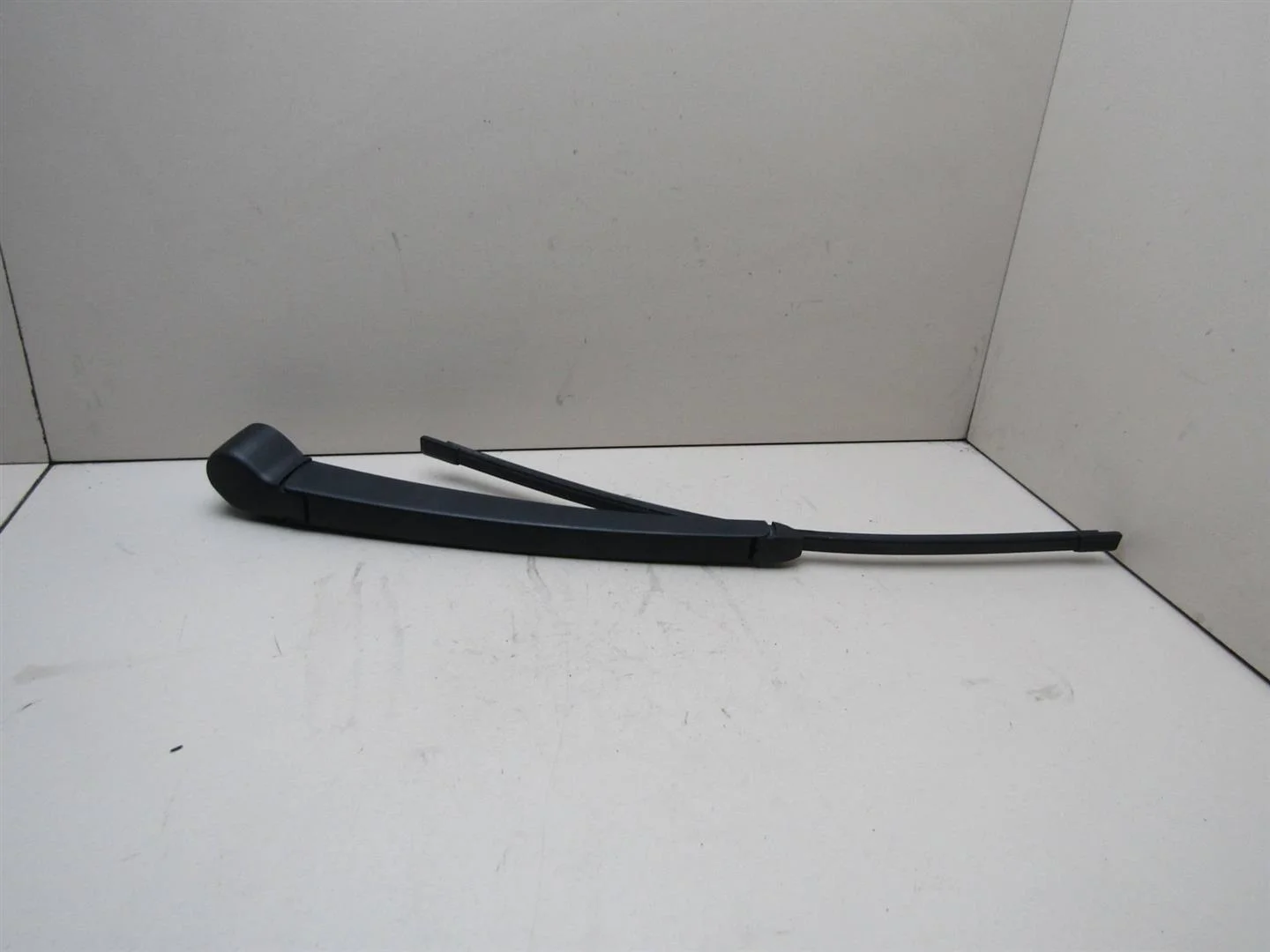 Поводок стеклоочистителя заднего Skoda Octavia (A5 1Z-) 2004-2013  [1T0955707A]  в Вологде