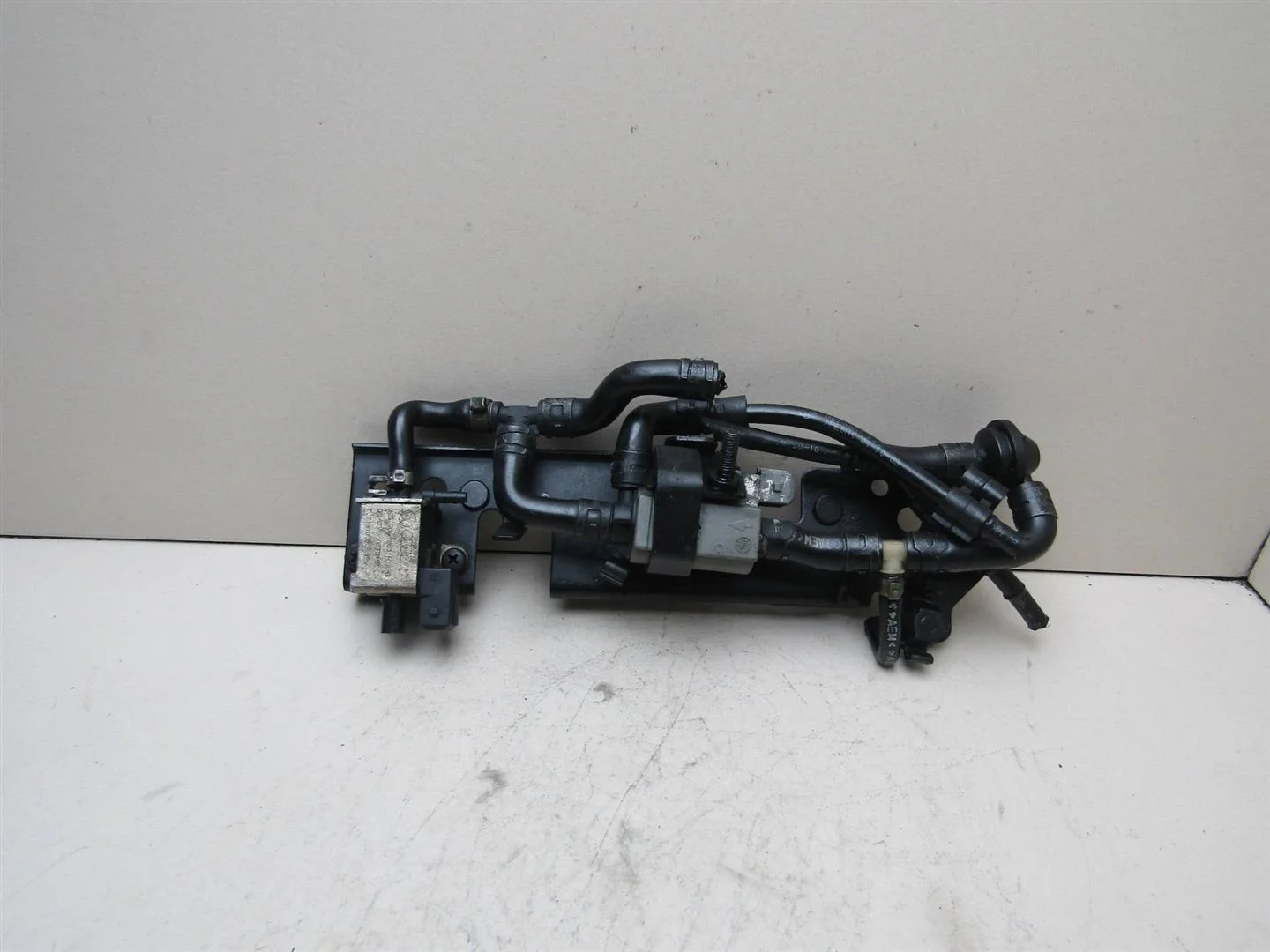 Клапан электромагнитный VW Golf IV \Bora 1997-2005  [078906283A]  1.8 T  в Вологде