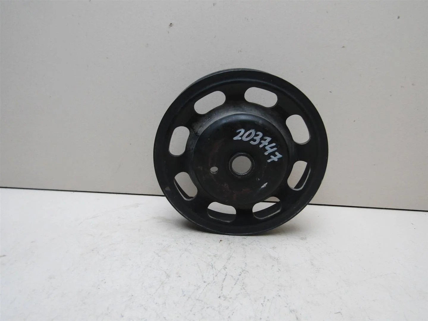 Шкив коленвала VW Golf IV \Bora 1997-2005  [036105255C]  1.4-1.6 в Вологде