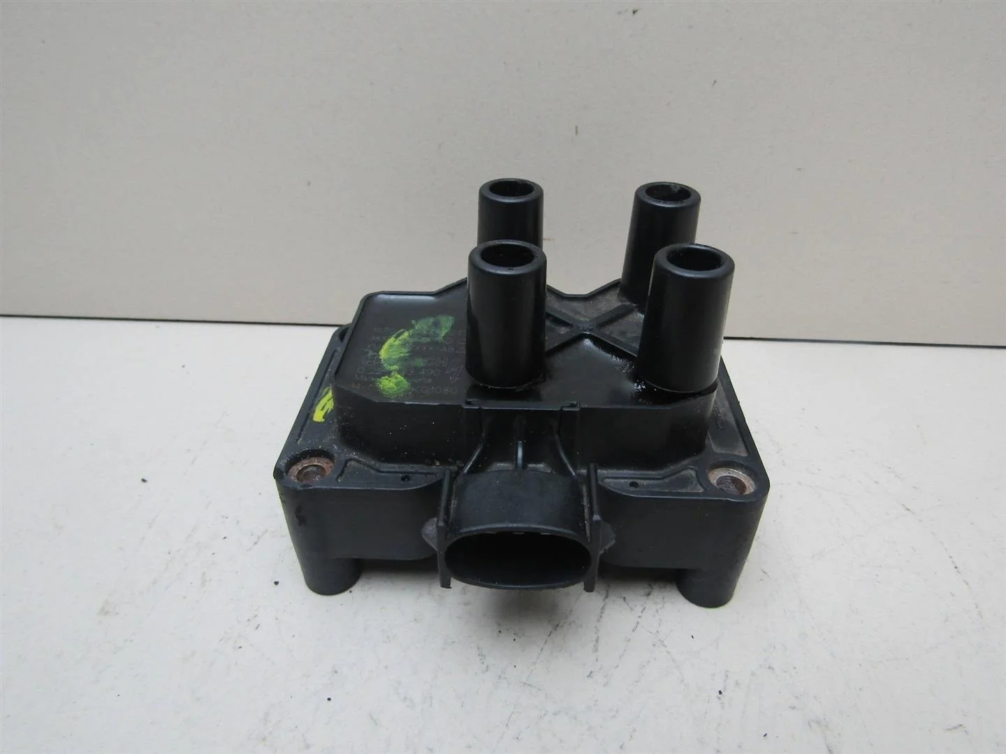 Катушка зажигания Ford Focus I 1998-2004  [1317972]  1.4 16V  в Вологде
