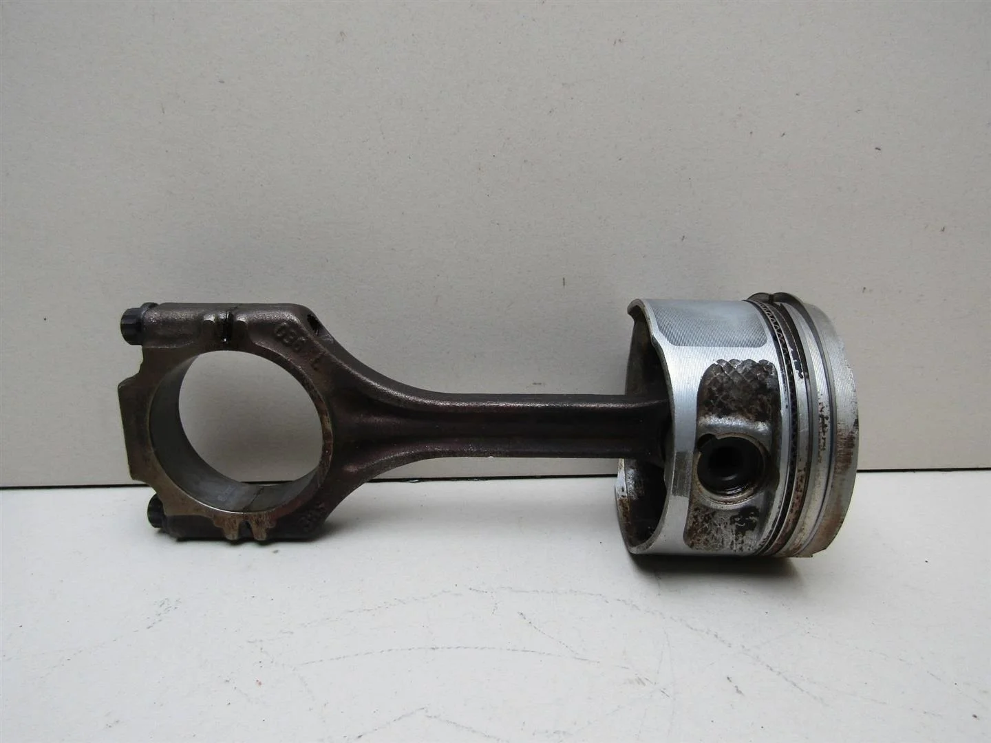 Шатун VW Golf IV \Bora 1997-2005  [036198401C]  1.4-1.6 в Вологде