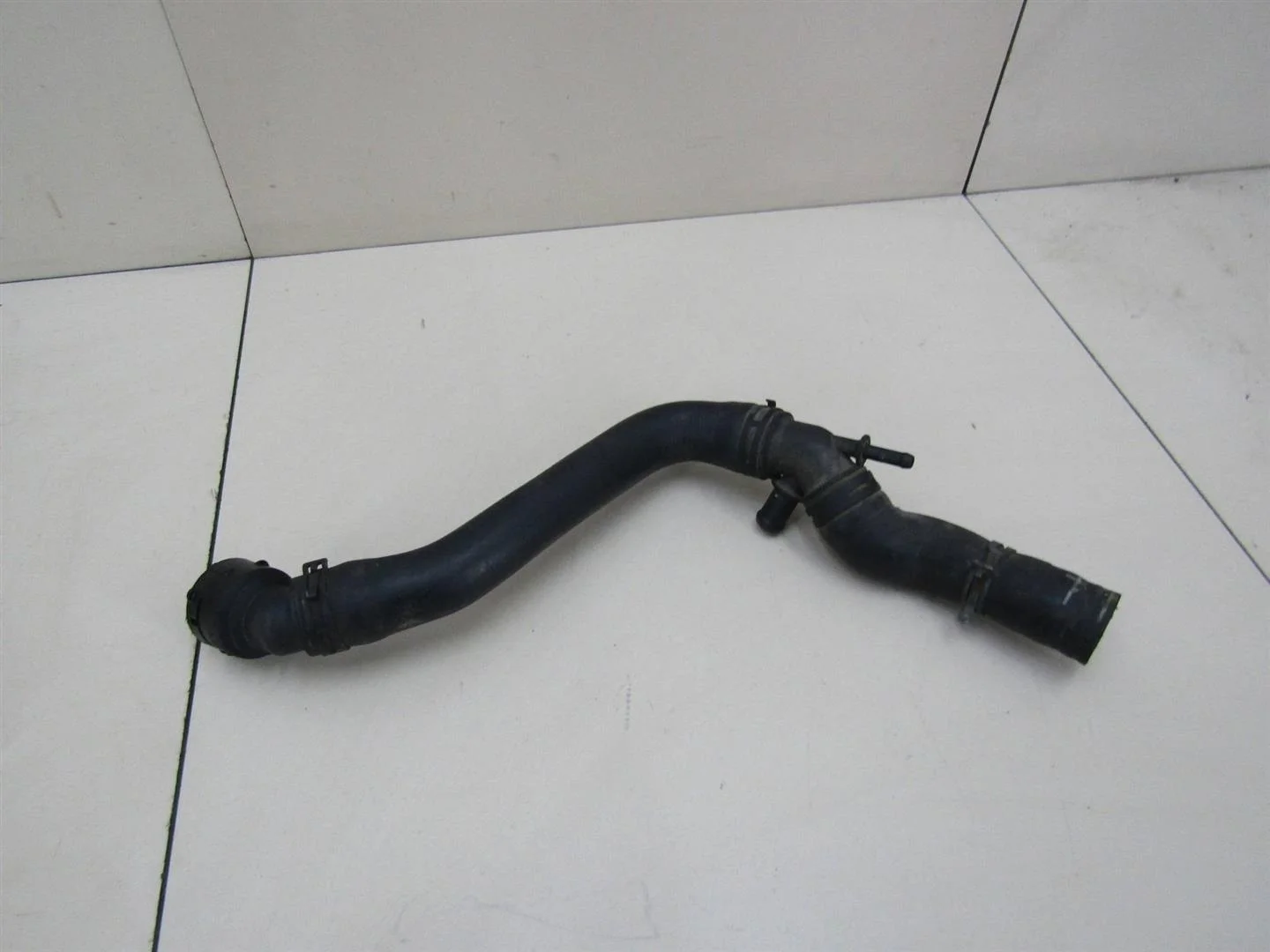 Шланг системы охлаждения VW Golf IV \Bora 1997-2005  [1J0122101B]  1.6 AKL в Вологде