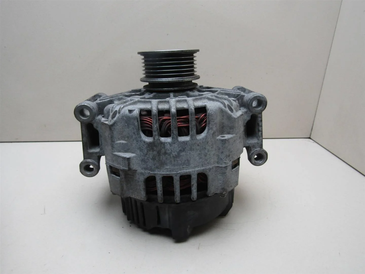 Генератор Skoda Octavia (A5 1Z-) 2004-2013  [06B903016A]  1.8 16v BZB в Вологде