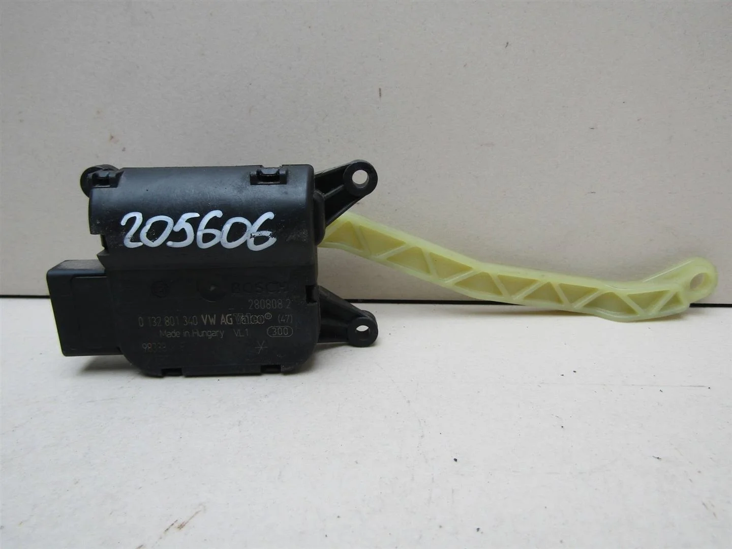 Моторчик заслонки печки Skoda Octavia (A5 1Z-) 2004-2013  [1K0907511C]  в Вологде