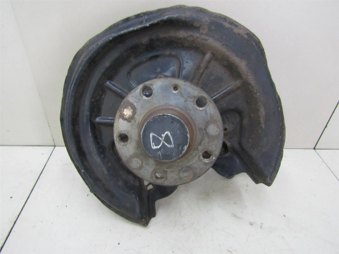 Кулак поворотный задний левый Skoda Octavia (A5 1Z-) 2004-2013  [1K0505435AE]  в Вологде