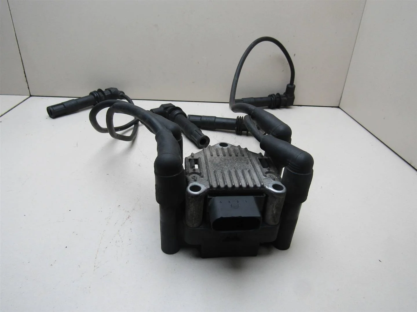 Катушка зажигания VW Golf IV \Bora 1997-2005  [032905106B]  1.4 AHW AKQ в Вологде