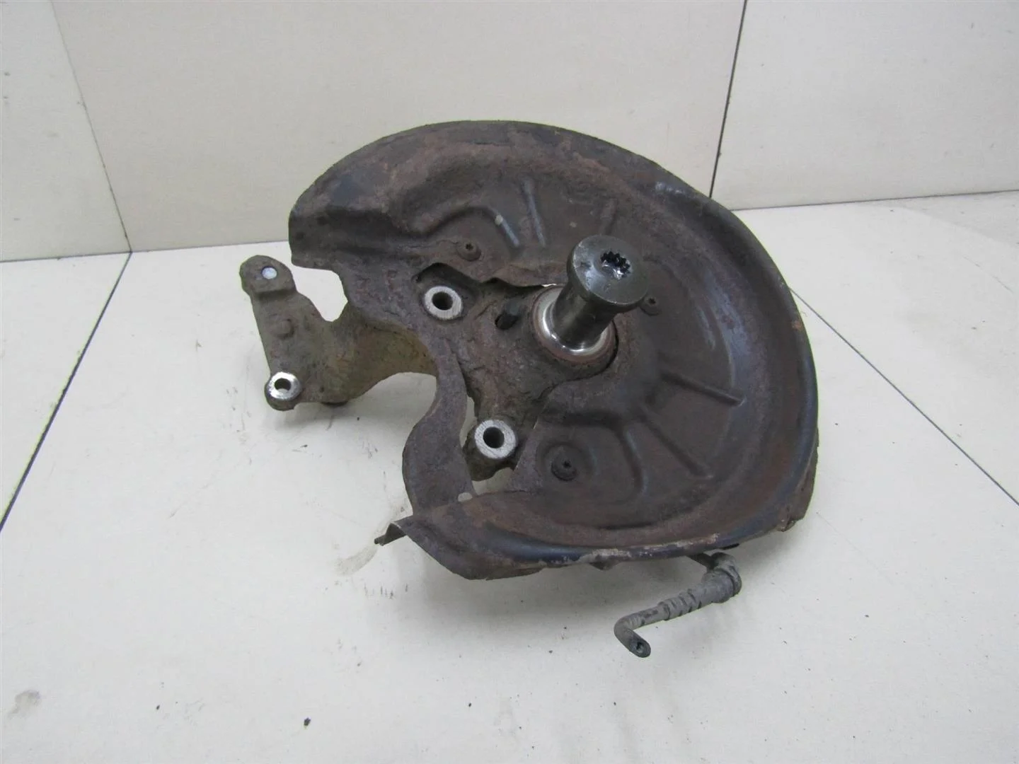 Кулак поворотный задний правый Skoda Octavia (A5 1Z-) 2004-2013  [1K0505436AE]  1.4 BUD в Вологде