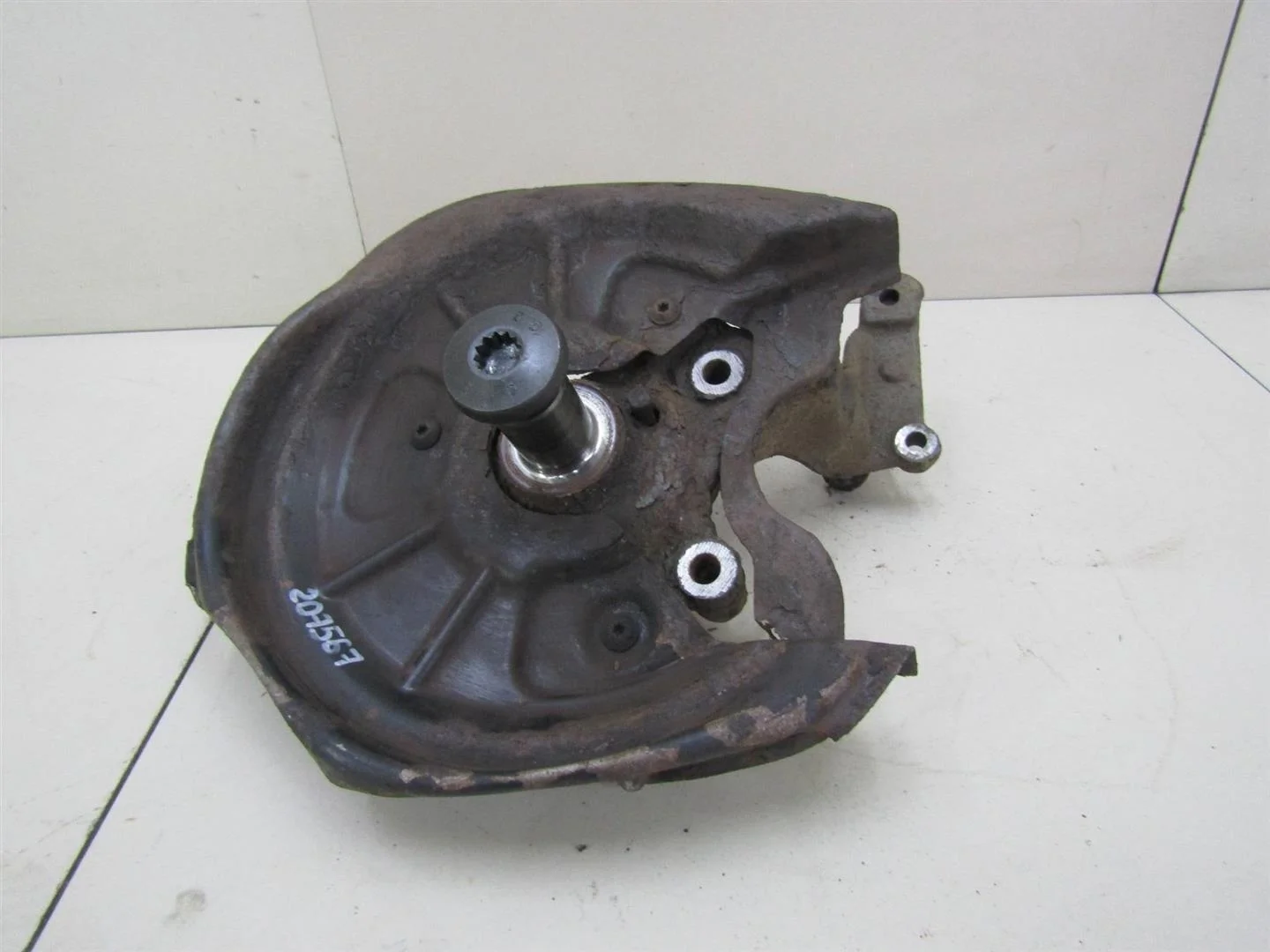 Кулак поворотный задний левый Skoda Octavia (A5 1Z-) 2004-2013  [1K0505435AE]  1.4 BUD в Вологде
