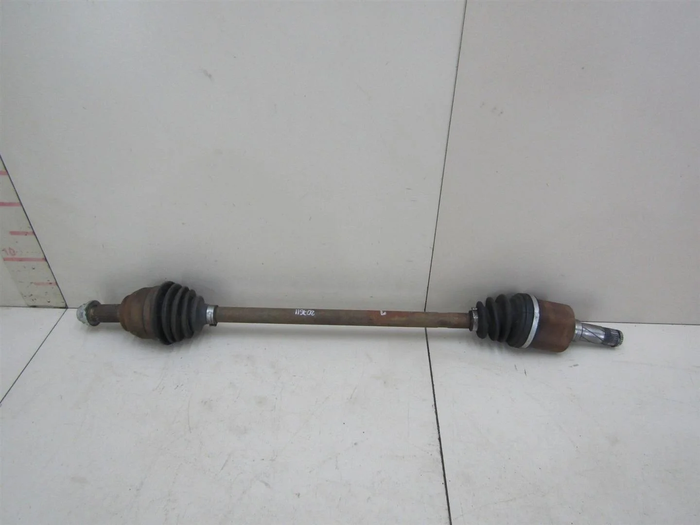 Полуось задняя Land Rover Freelander 2 2007-2014  [LR001160]  в Вологде