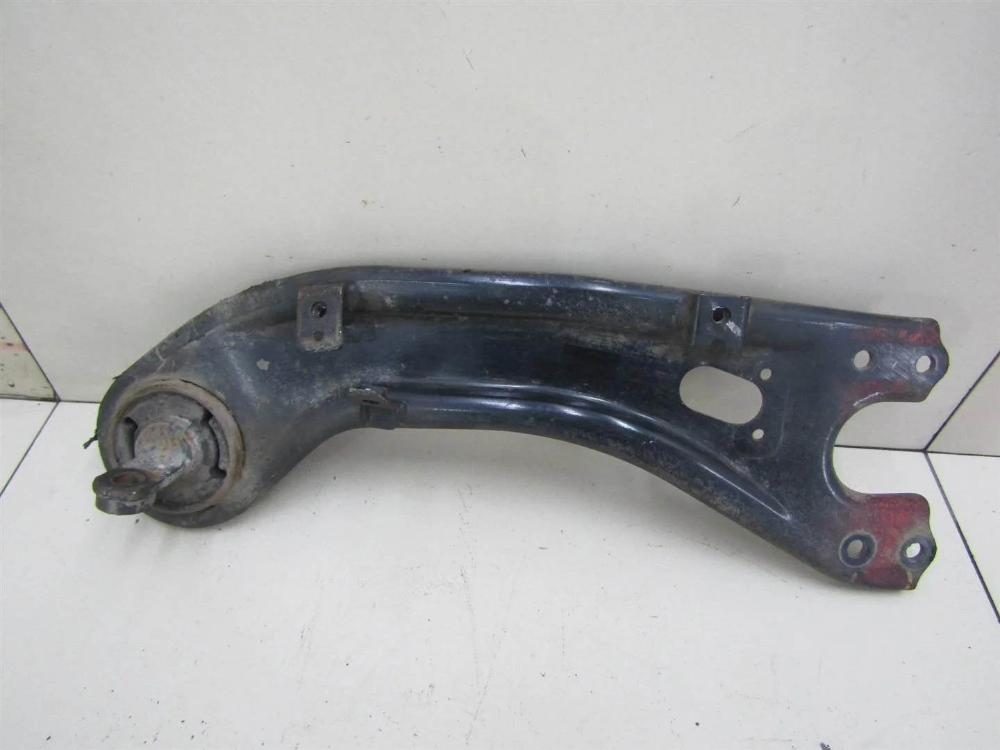 Рычаг задний продольный левый Hyundai ix35 \Tucson 2010-2015  [552703W050]  в Вологде