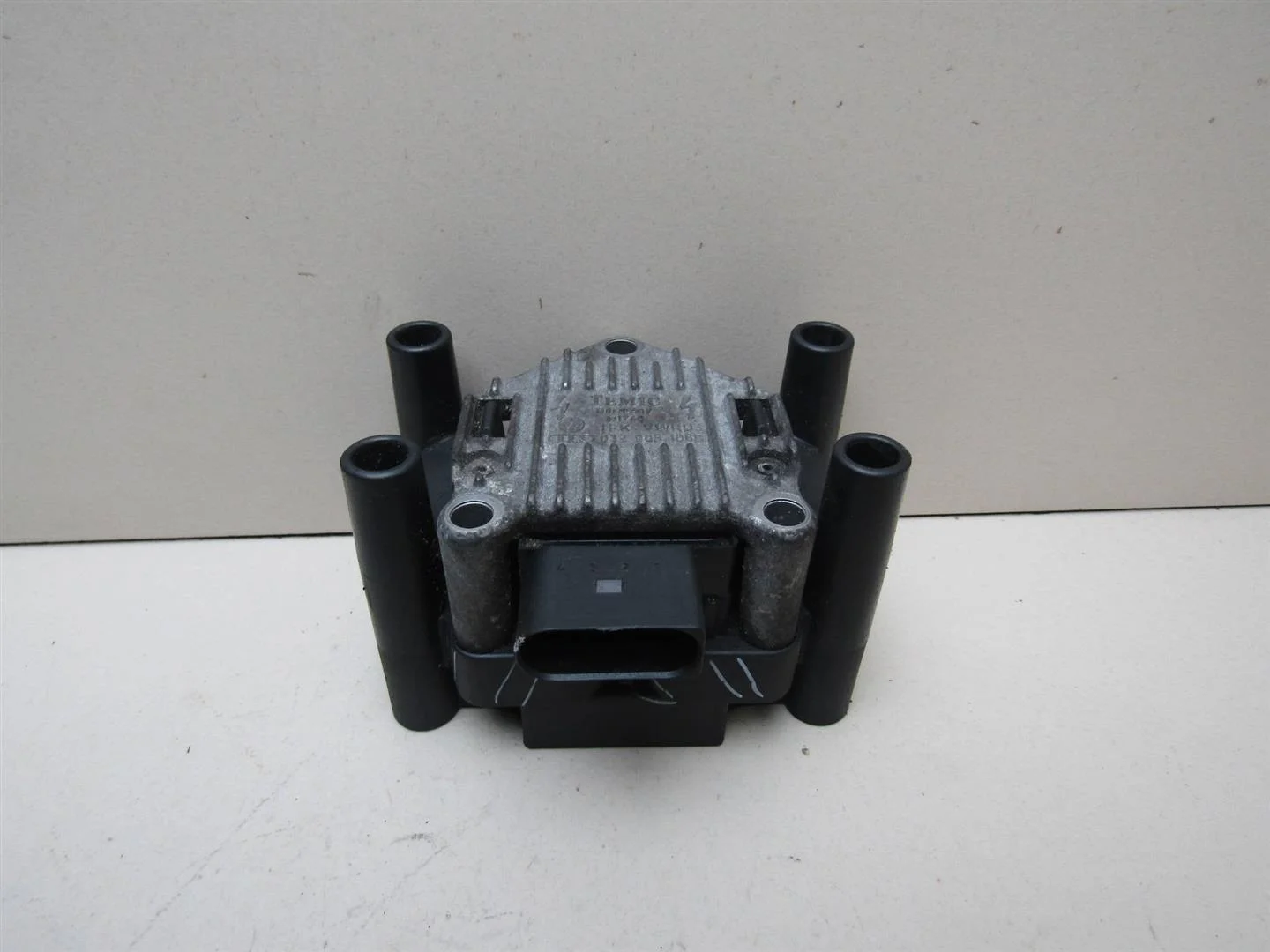 Катушка зажигания VW Golf IV \Bora 1997-2005  [032905106B]  1.6 BFQ в Вологде
