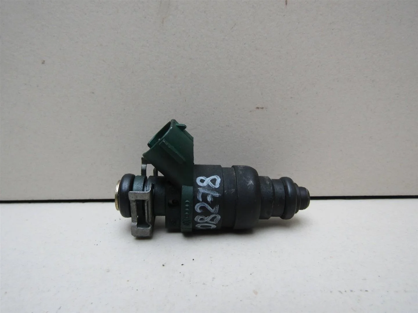 Форсунка инжекторная электрическая VW Golf IV \Bora 1997-2005  [037906031AL]  1.6 AVU,BFQ в Вологде