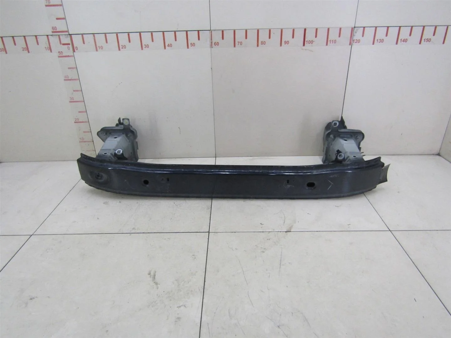 Усилитель переднего бампера Volvo V50 2004-2012  [31353949]  в Вологде