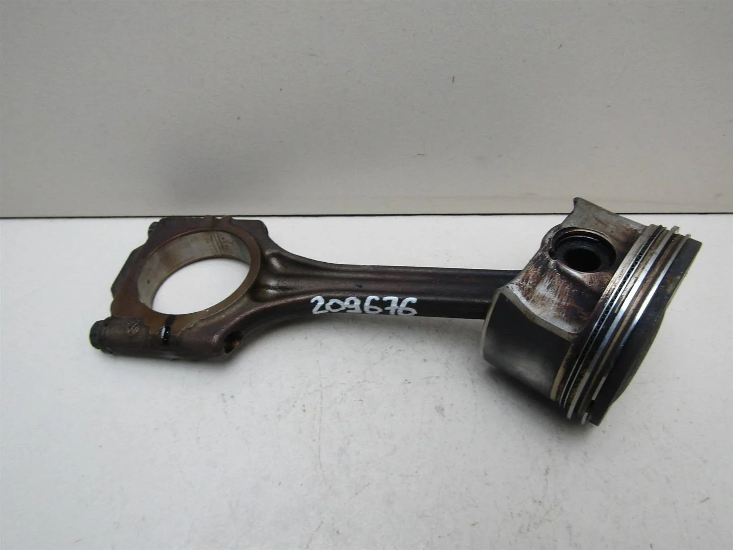 Шатун VW Golf Plus 2005-2014  [03F198401]  1.2 CBZ в Вологде