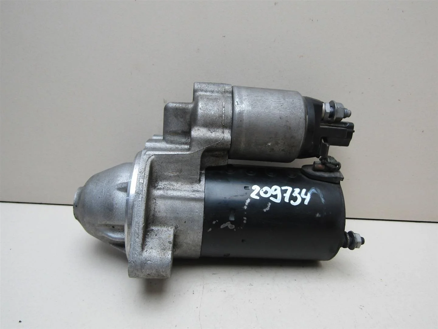 Стартер Audi A4 (B7) 2005-2007  [06B911023A]  1.6-2.0 в Вологде