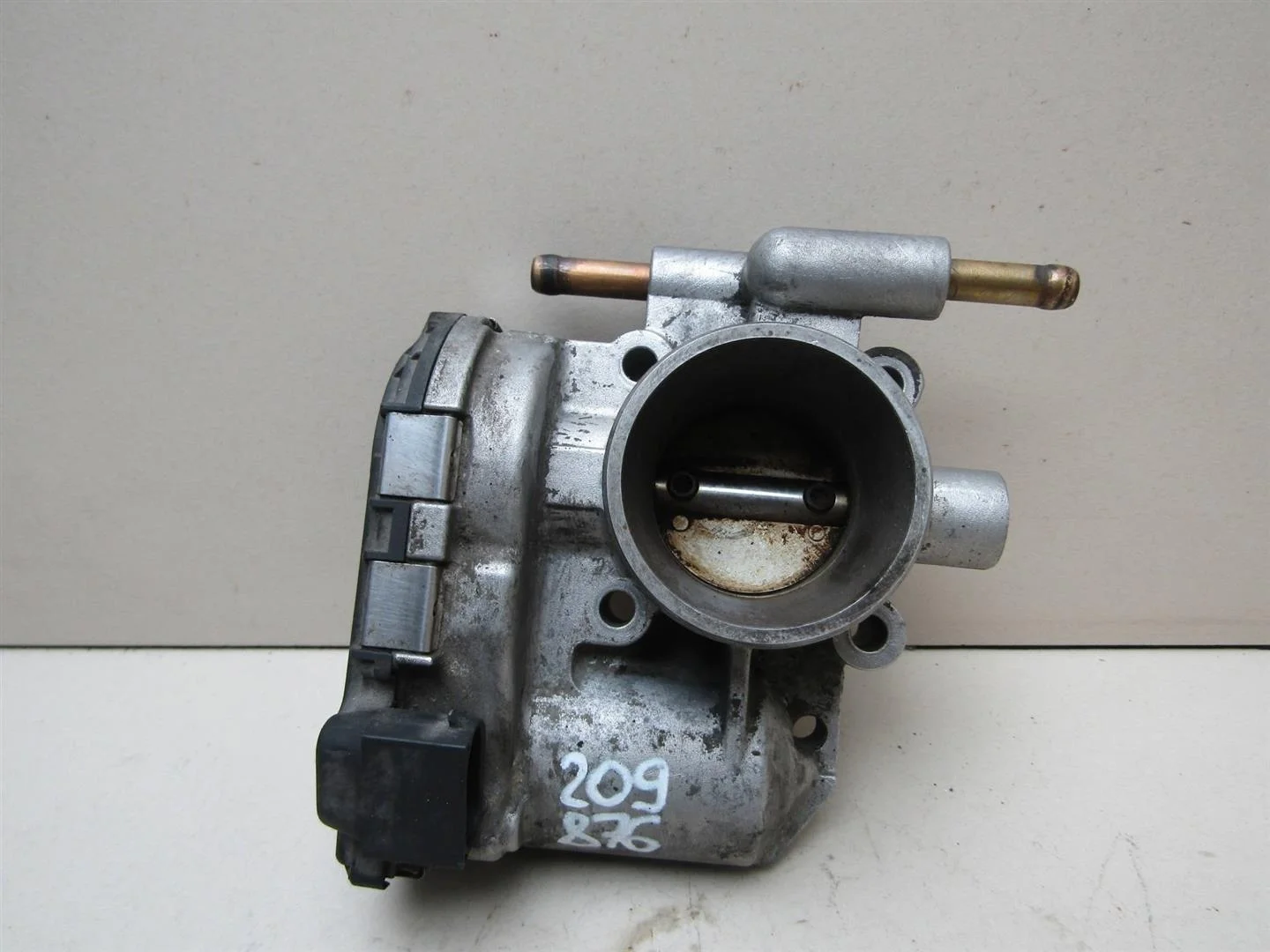 Заслонка дроссельная Opel Astra H \ Family 2004-2015  [24420536]  1.0 1.2 1.4 в Вологде