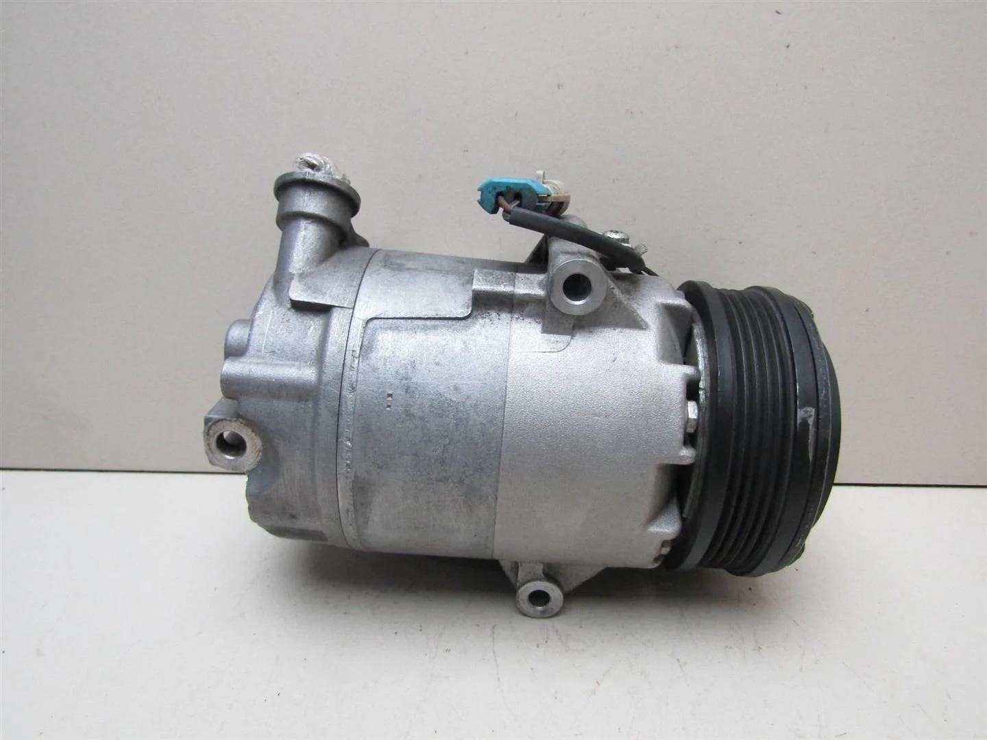 Компрессор системы кондиционирования Opel Meriva 2003-2010  [09165714]  Z14XEP в Вологде