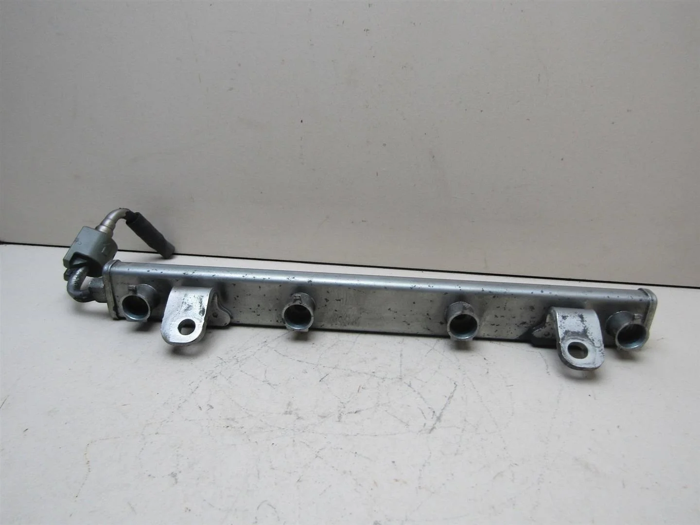Рейка топливная (рампа) Nissan X-Trail (T31) 2007-2014  [17520EE30B]  2.0 16V  MR20DE в Вологде