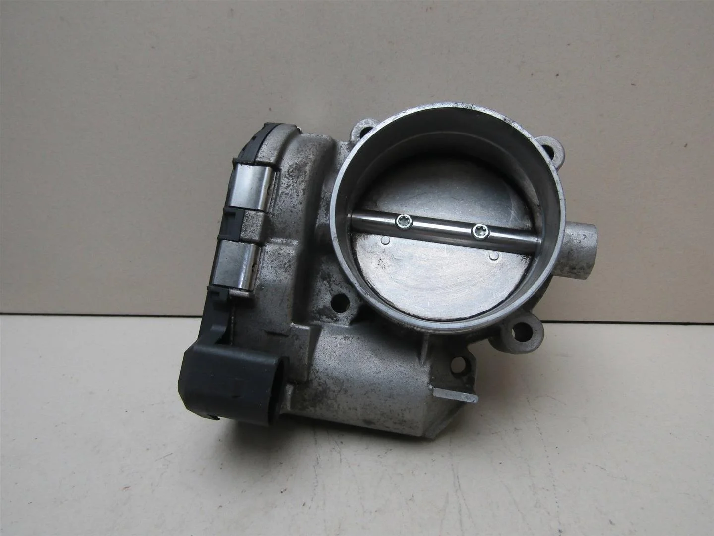 Заслонка дроссельная Audi A6 (C6,4F) 2005-2011  [078133062C]  2.4  3.2 в Вологде