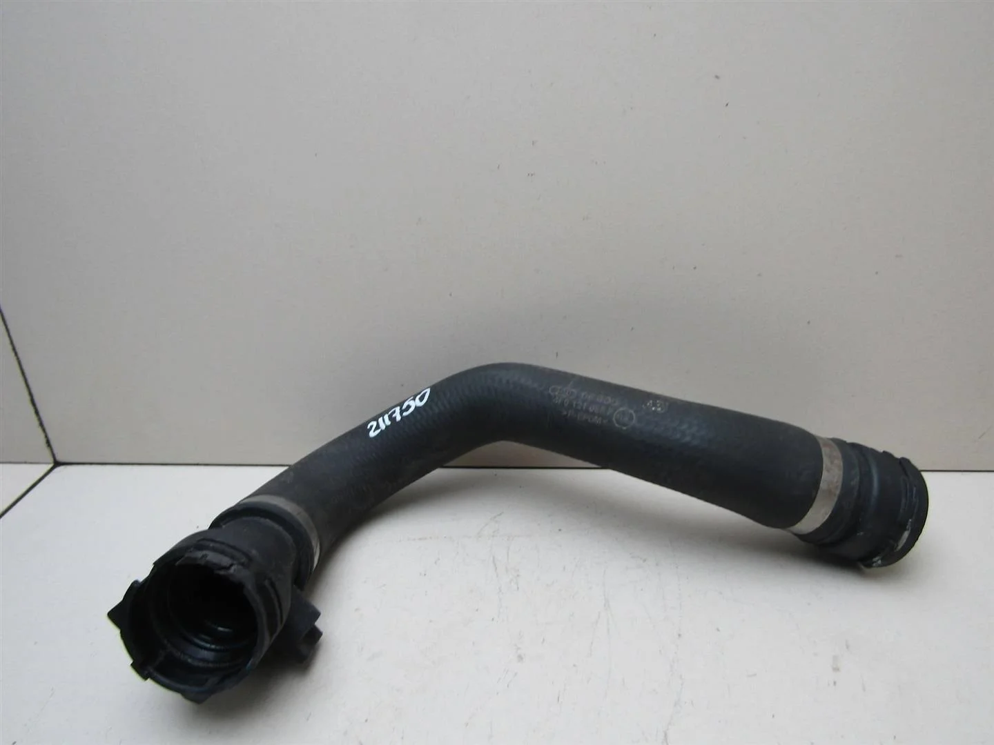 Патрубок радиатора Audi A6 (C6,4F) 2005-2011  [4F0121055F]  2.4 FSI 3.2 FSI в Вологде