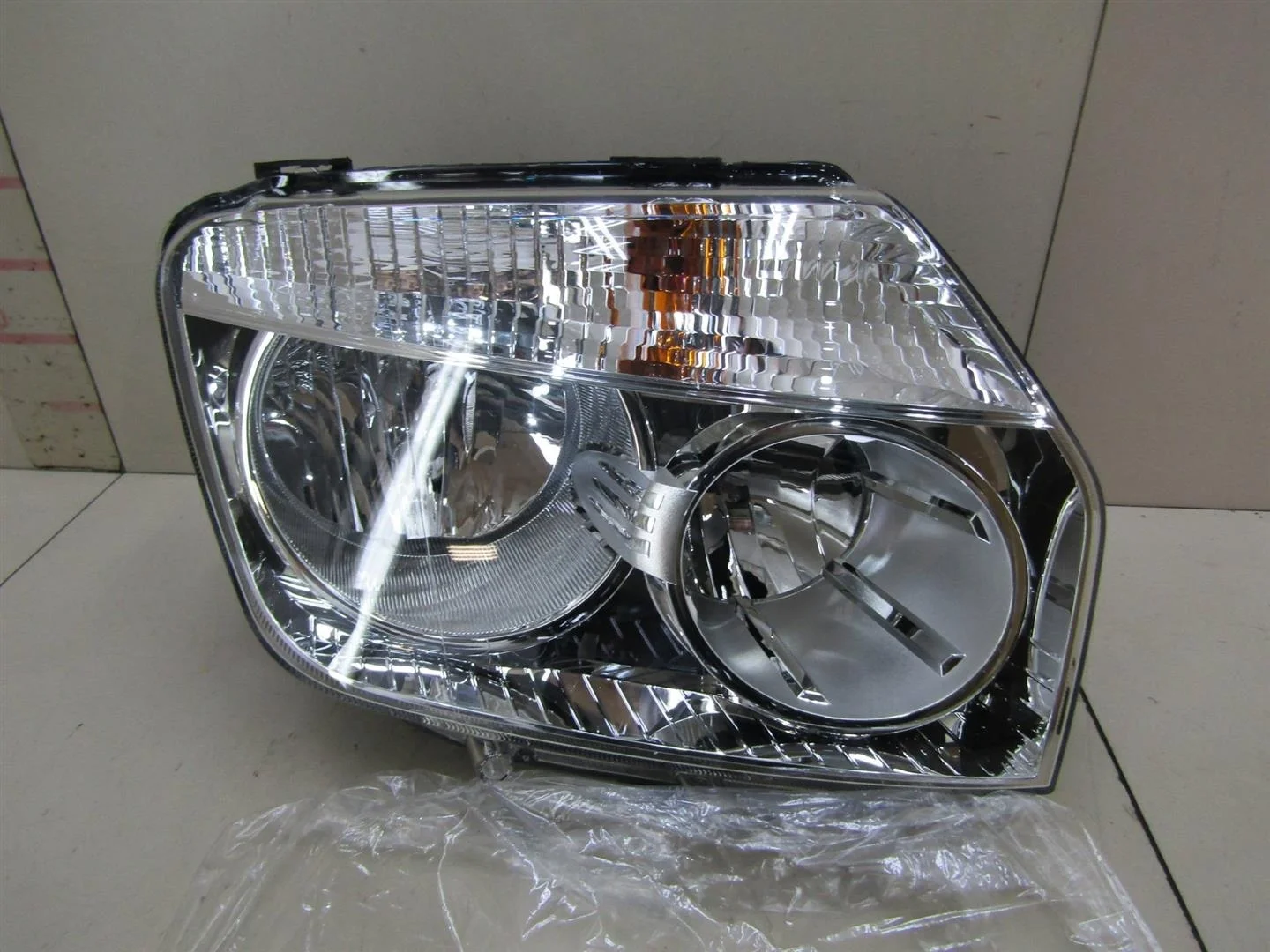 Фара правая Renault Duster 2012-2021  [260100067R]  в Вологде