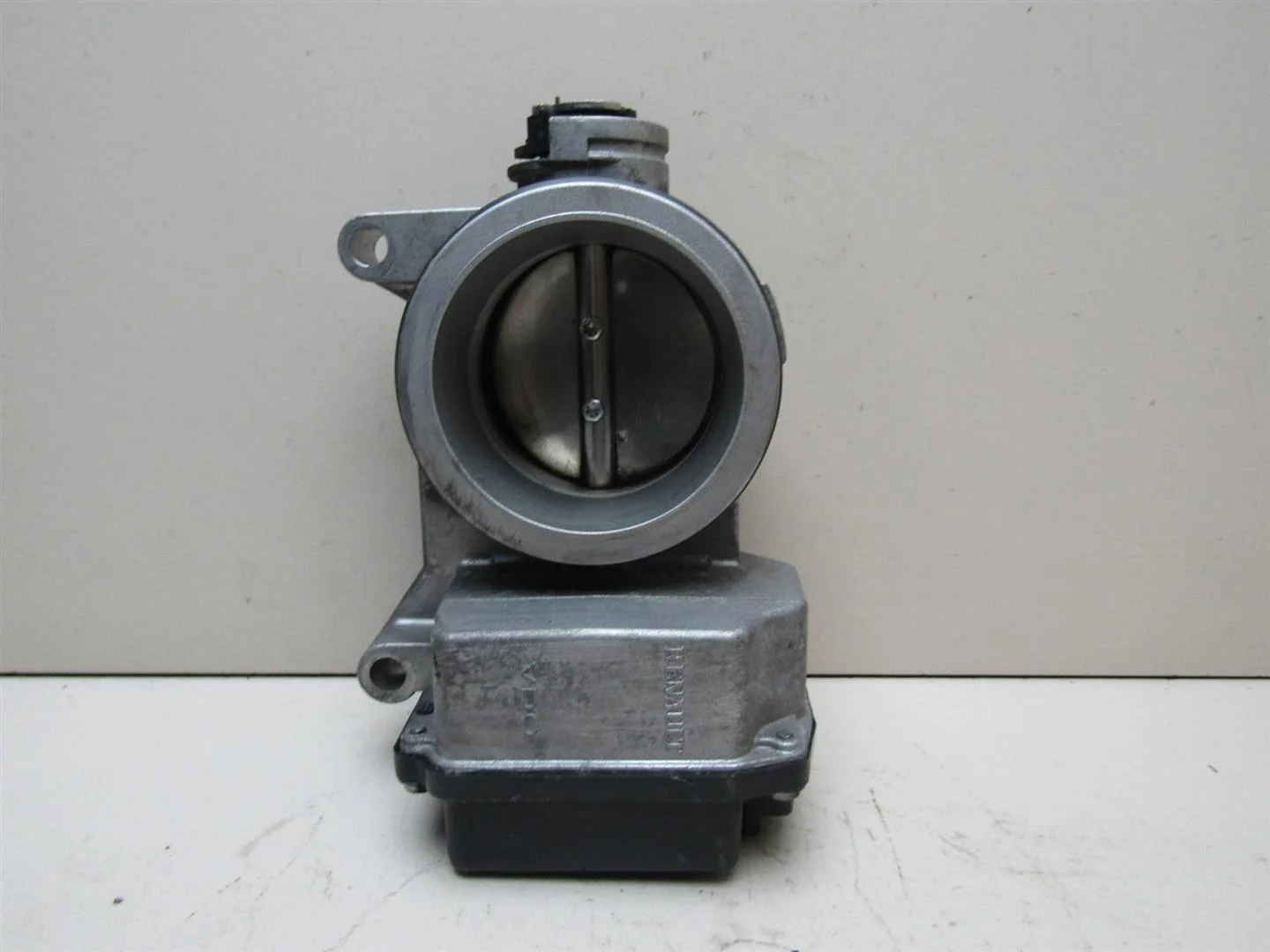 Заслонка дроссельная Renault Megane II 2002-2009  [8200063652]  1.4 1.6 1.8 2.0 в Вологде