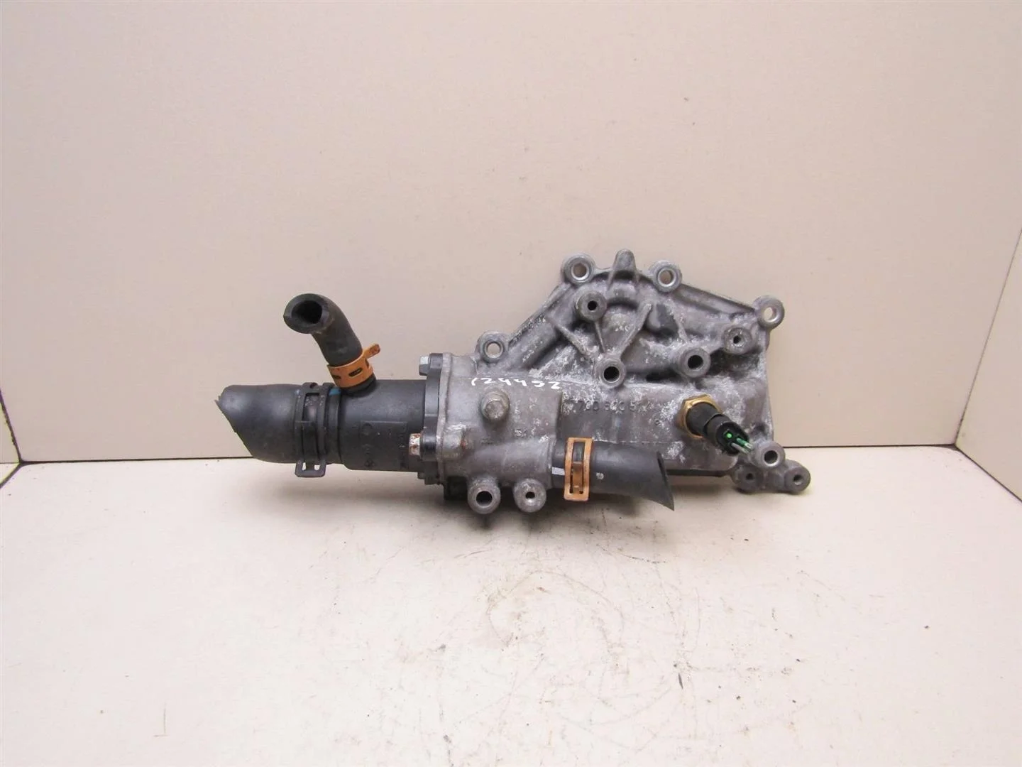 Корпус термостата Renault Megane II 2002-2009  [7700600514]  1.4 1.6 1.8 16V в Вологде
