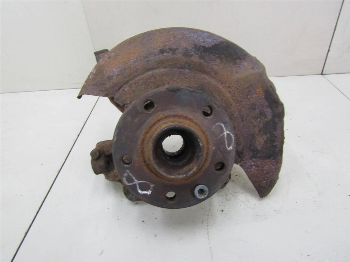 Кулак поворотный передний левый VW Transporter T4 1996-2003  [7D0407257A]  в Вологде