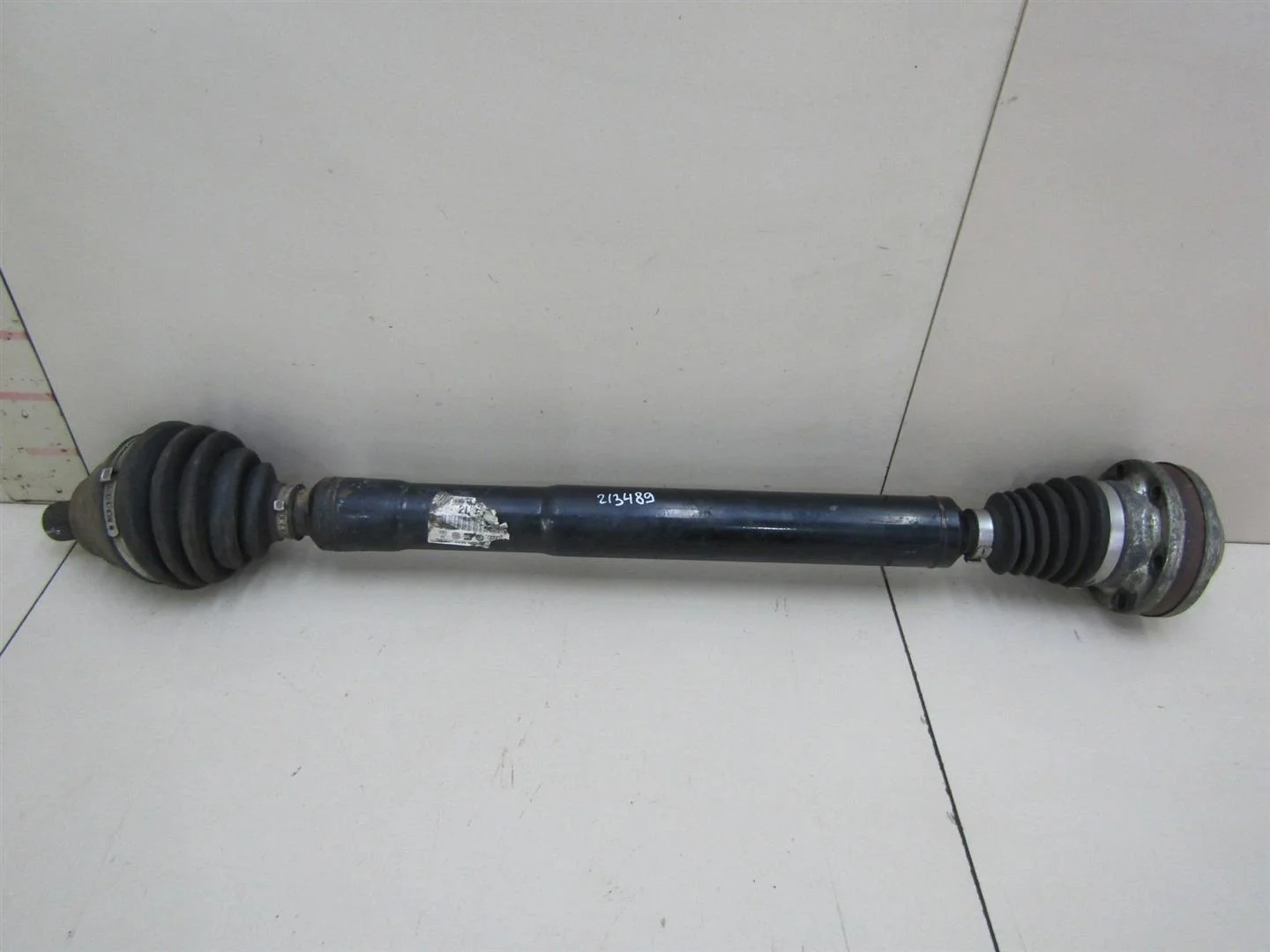 Полуось передняя правая Skoda Octavia (A5 1Z-) 2004-2013  [1K0407272LF]  1.8  BZB в Вологде