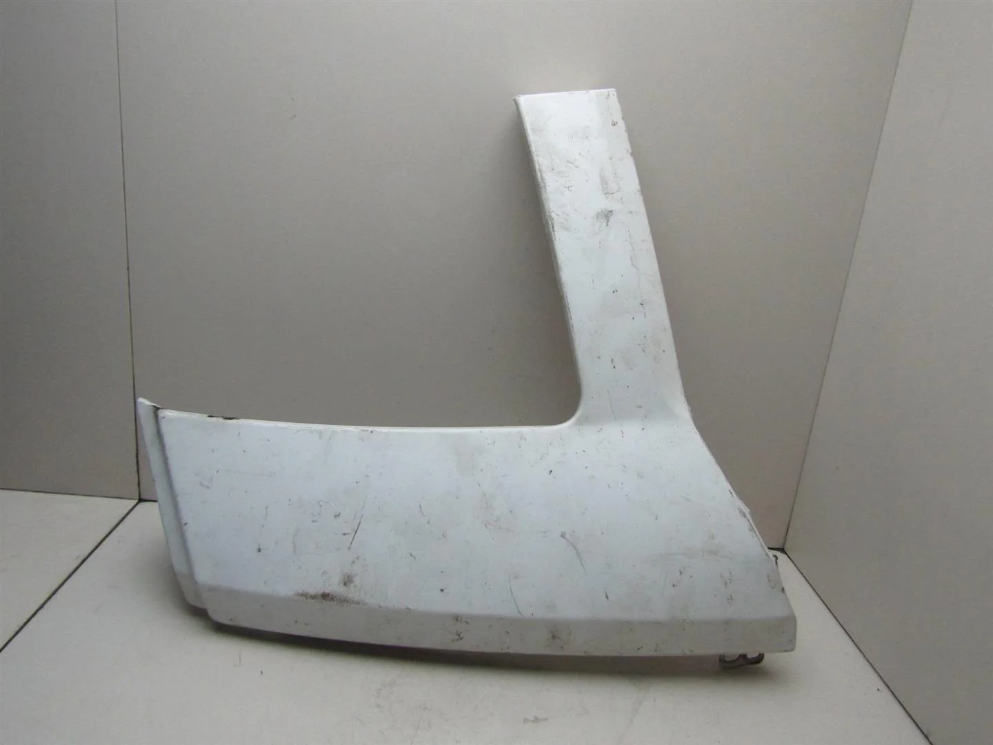 Планка под фару левая VW Crafter 2006-2019  [2E0853165]  в Вологде