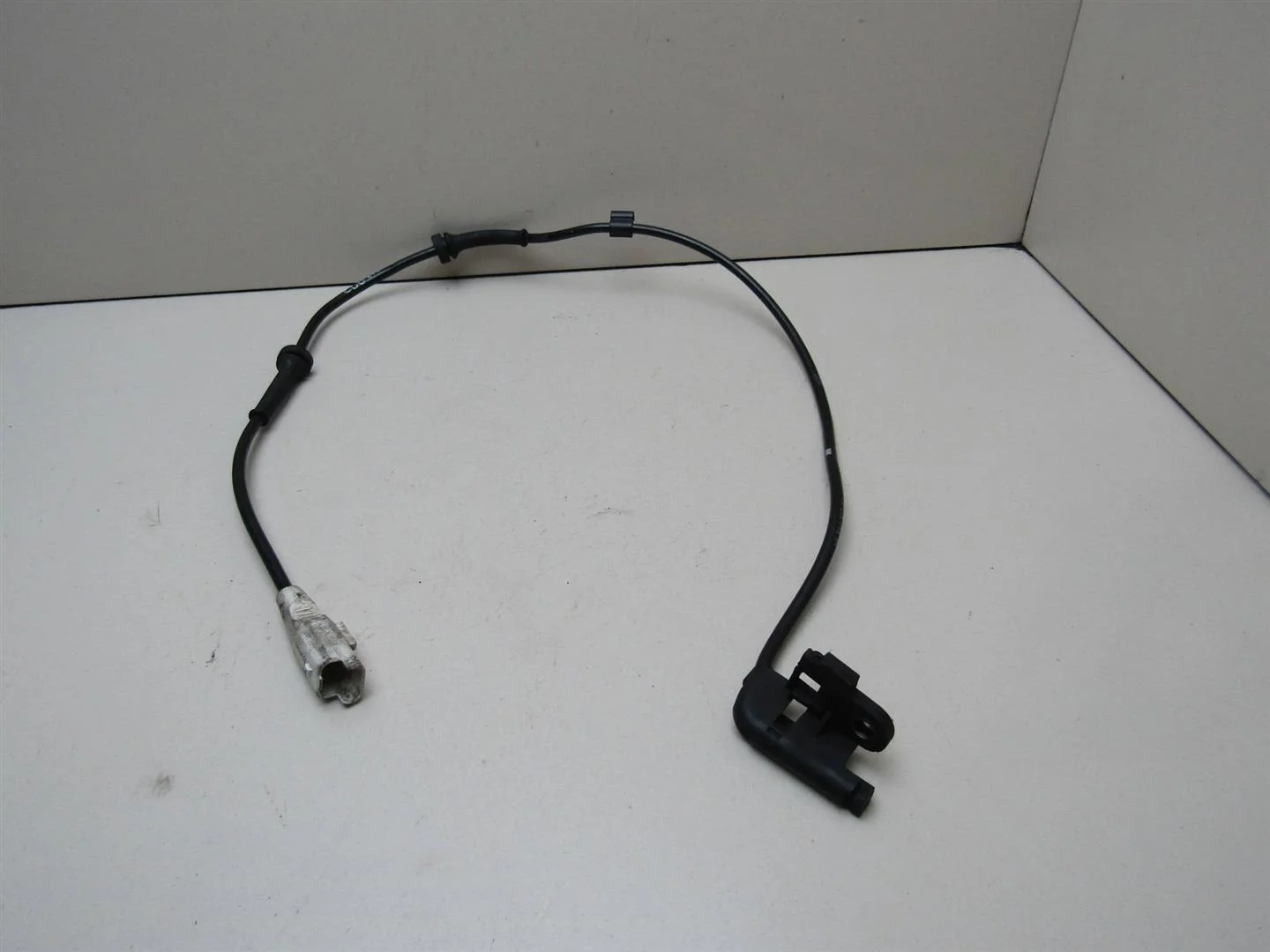 Датчик ABS задний Peugeot 307 2001-2007  [4545C4]  в Вологде