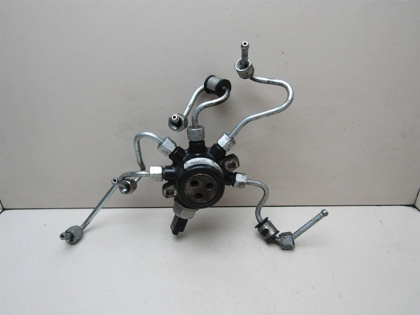 Рейка топливная (рампа) Ford Focus II 2008-2011  [1445928]  1.8 TDCI в Вологде