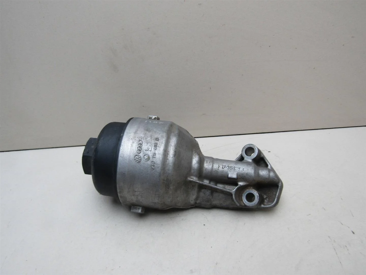Корпус масляного фильтра Skoda Fabia 2007-2015  [03D115403D]  1.2 AZQ в Вологде