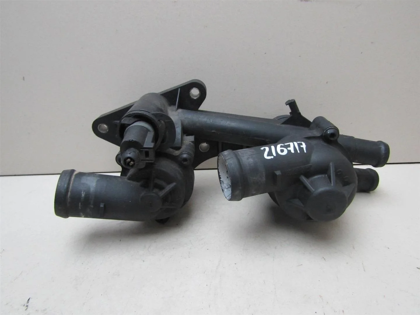 Корпус термостата VW Golf V 2003-2009  [03C121111P]  1.4 BMY в Вологде
