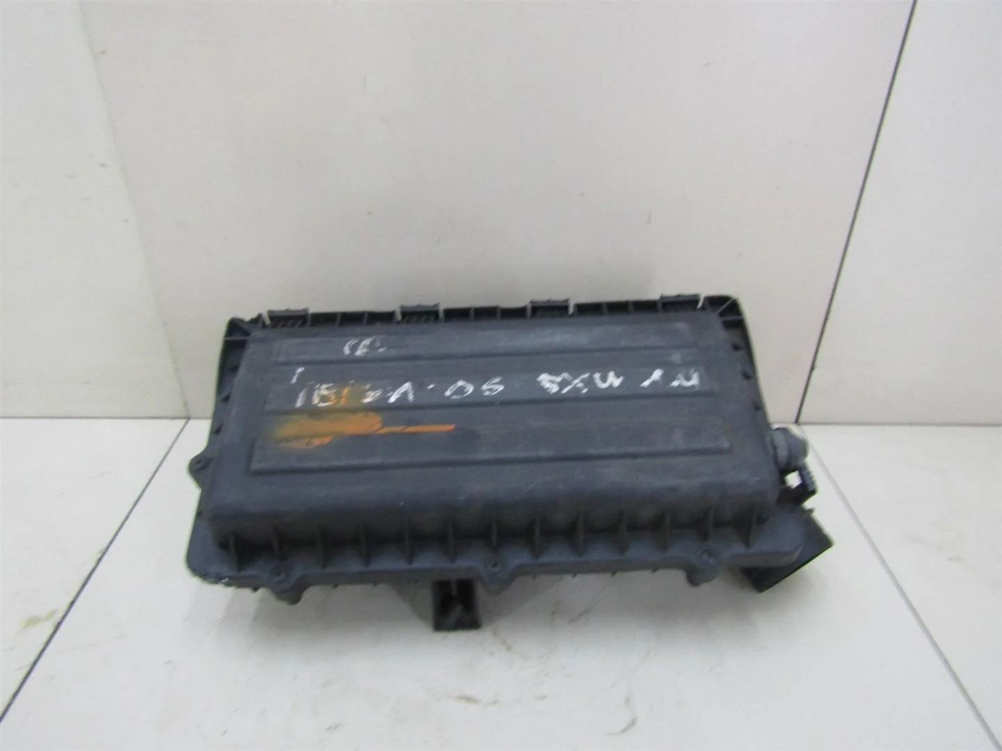 Корпус воздушного фильтра Skoda Octavia (A5 1Z-) 2004-2013  [036129611CD]  1.4 CGG BUD BXW в Вологде