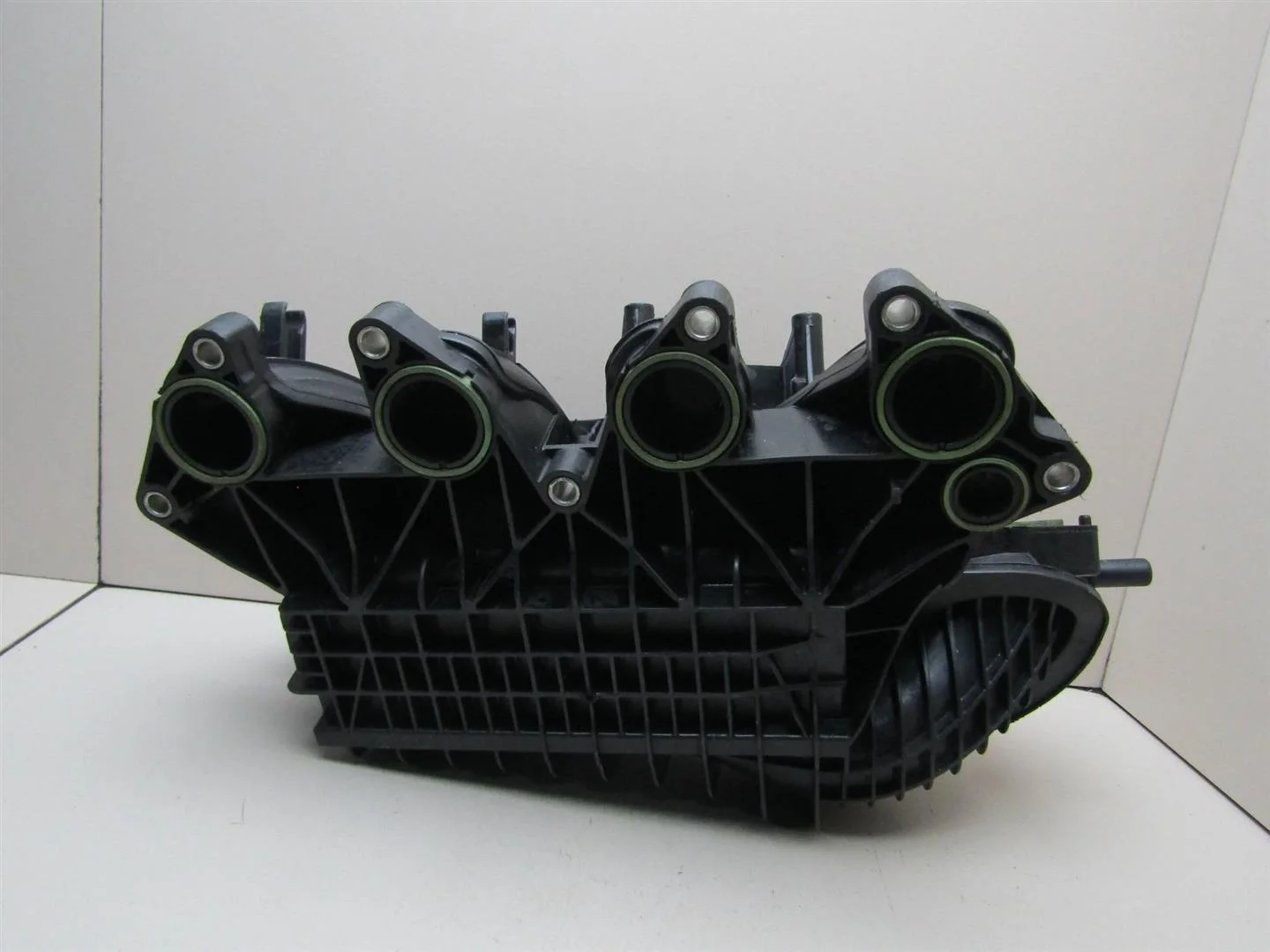 Коллектор впускной Skoda Rapid 2013-2020  [03F129709J]  1.2 8V CBZ в Вологде