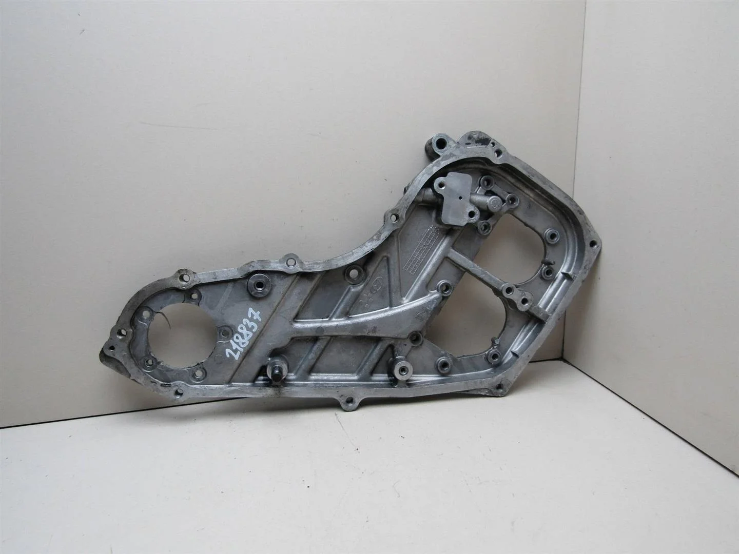 Крышка двигателя передняя Hyundai Starex H1/Grand Starex 2007>  [213804A005]  2.5 16v D4CB в Вологде