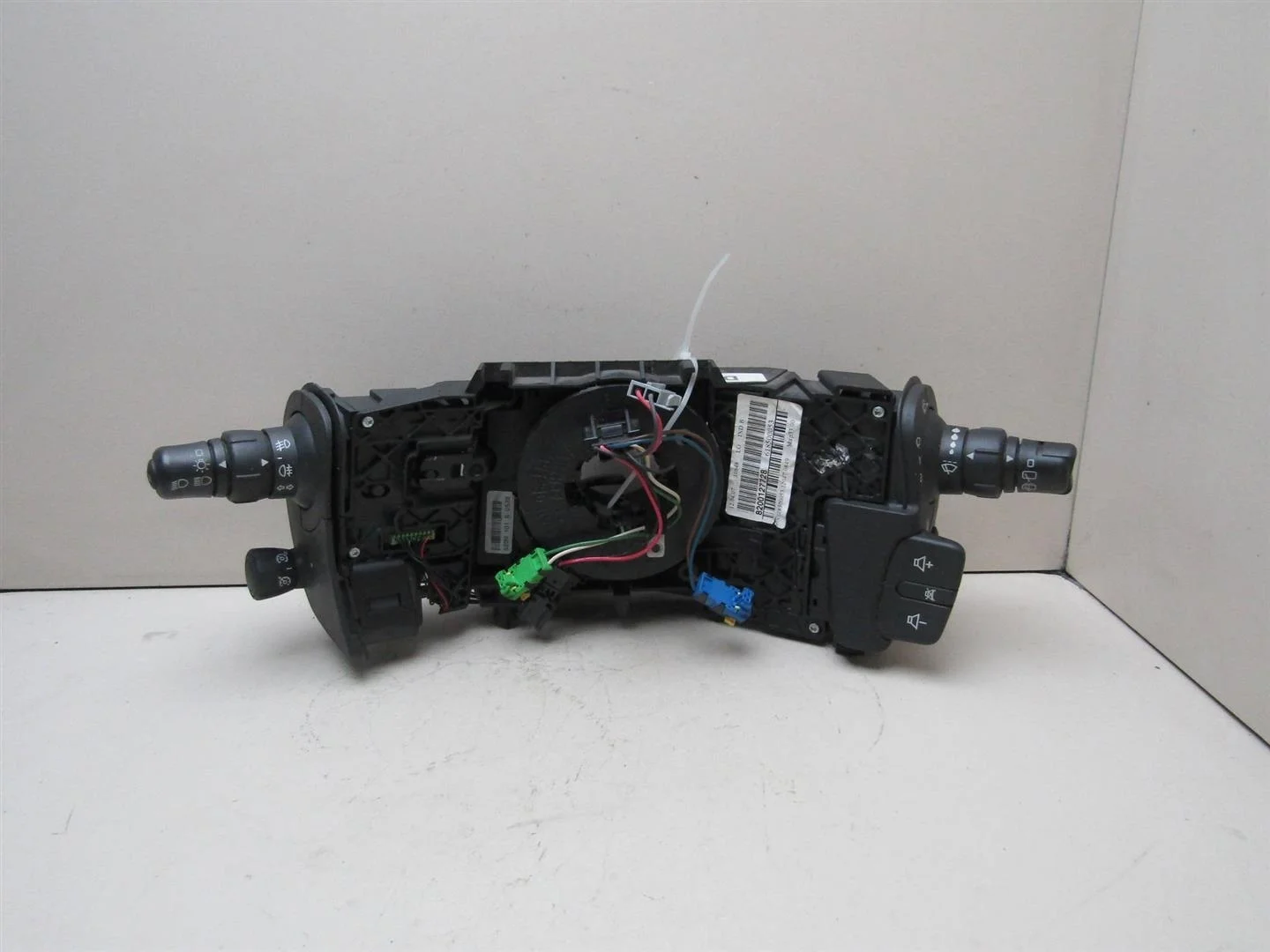 Переключатель подрулевой в сборе Renault Scenic 2003-2009  [7701060399]  в Вологде
