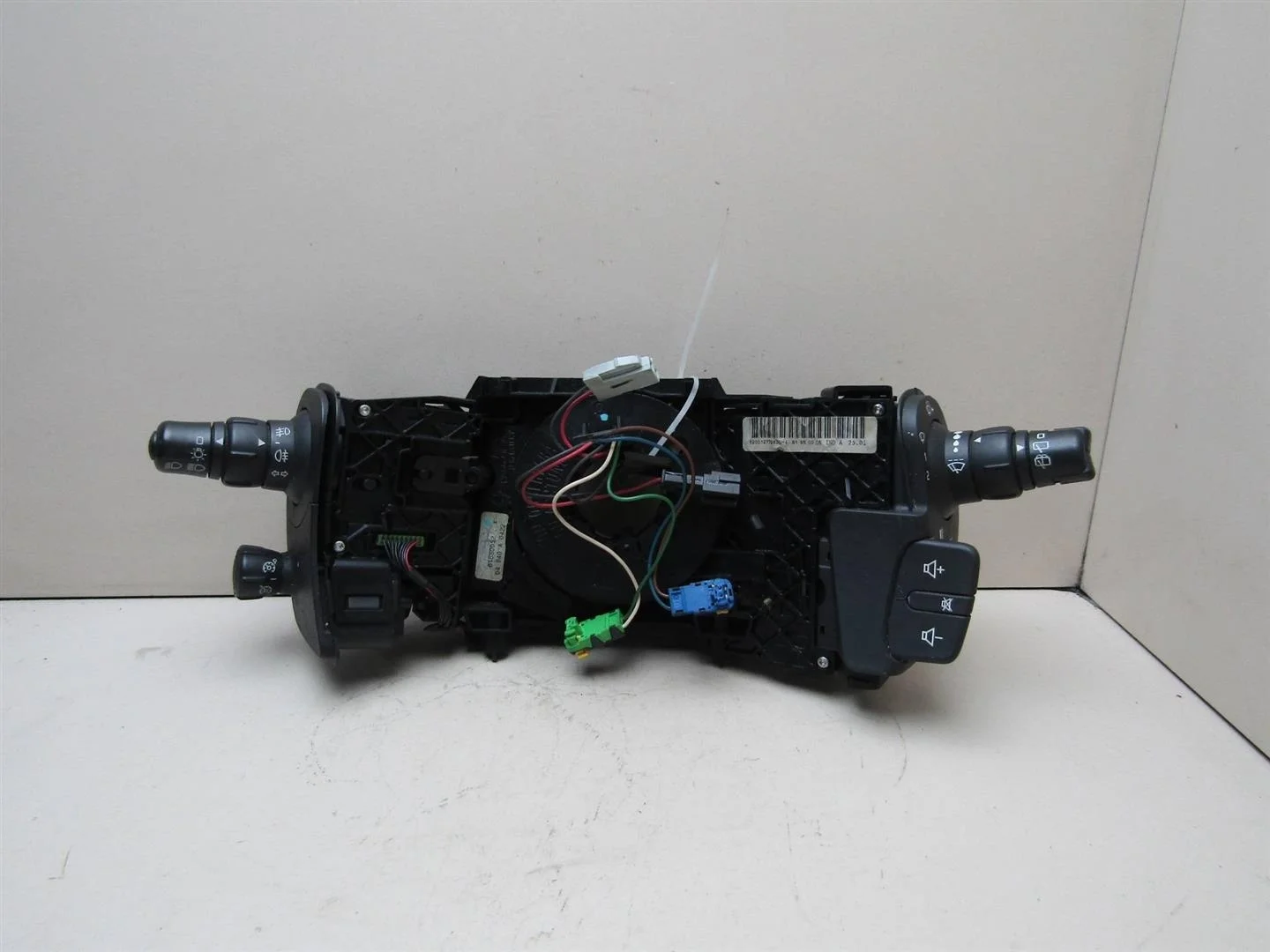Переключатель подрулевой в сборе Renault Scenic 2003-2009  [7701060399]  в Вологде