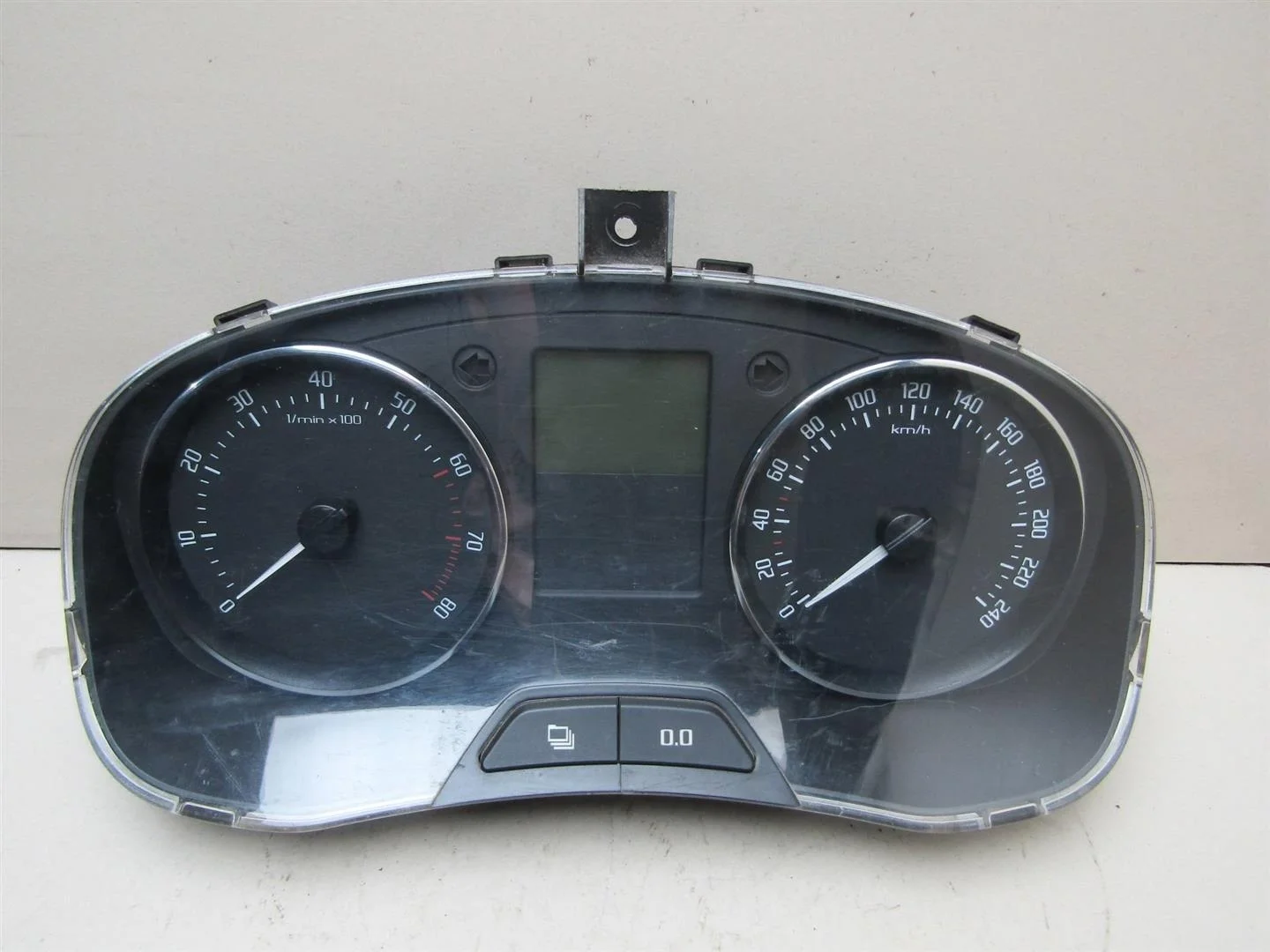 Панель приборов Skoda Fabia 2007-2015  [5J0920810E]  1.2 CGPA в Вологде