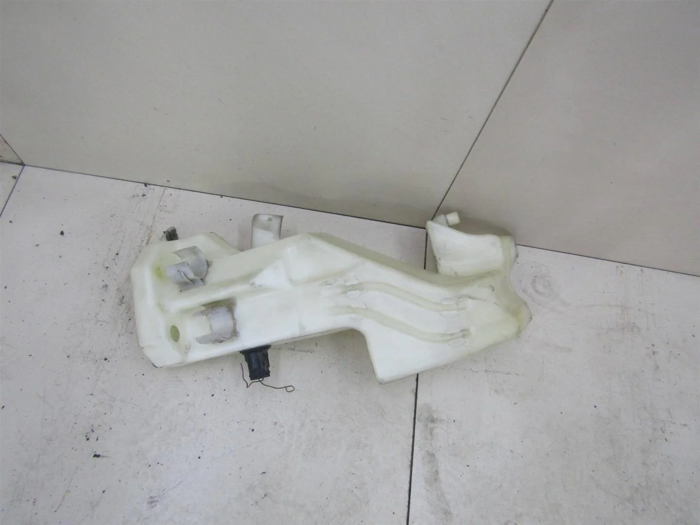 Бачок омывателя лобового стекла Audi A4 (B6) 2000-2004  [8E0955453AK]  в Вологде