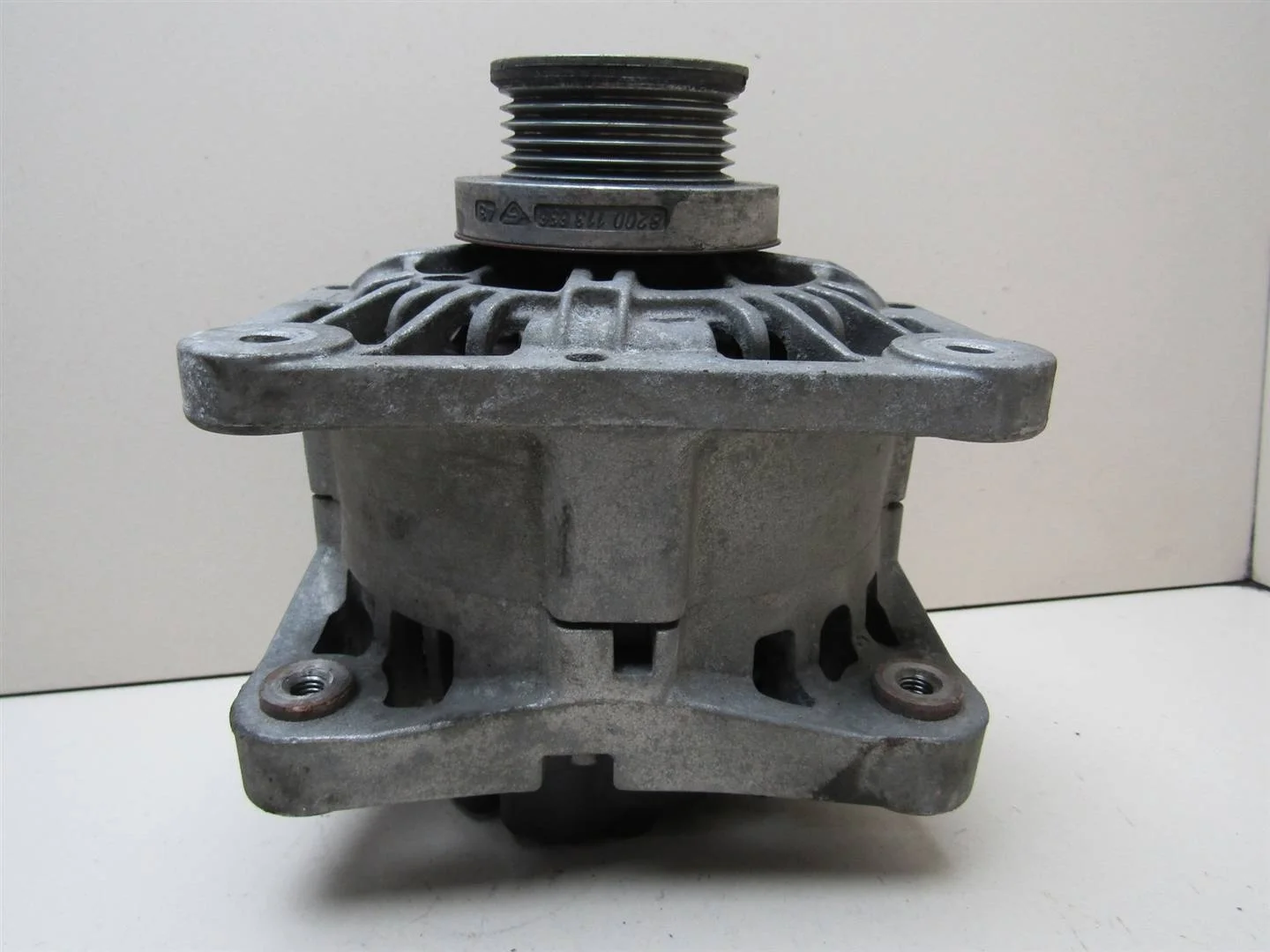 Генератор Renault Megane II 2002-2009  [8200100907]  1.4 1.6 1.5 DCI в Вологде
