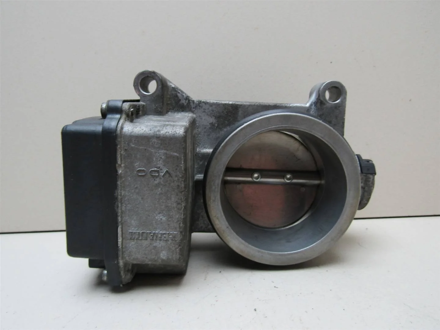 Заслонка дроссельная Renault Megane II 2002-2009  [8200063652]  1.4 1.6 1.8 2.0 в Вологде