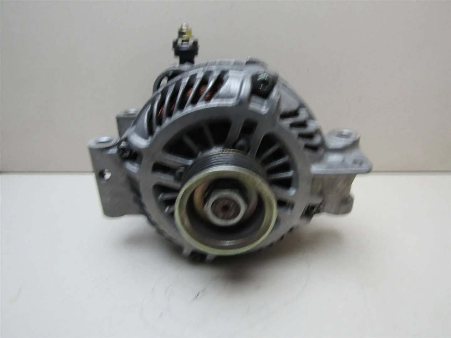 Генератор Mazda Mazda 6 (GG) 2002-2007  [L81318300]  1.8 L8 в Вологде