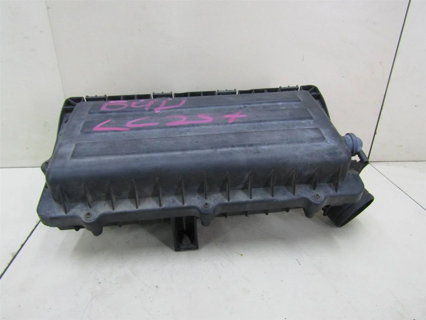 Корпус воздушного фильтра Skoda Octavia (A5 1Z-) 2004-2013  [036129611CD]  1.4  в Вологде