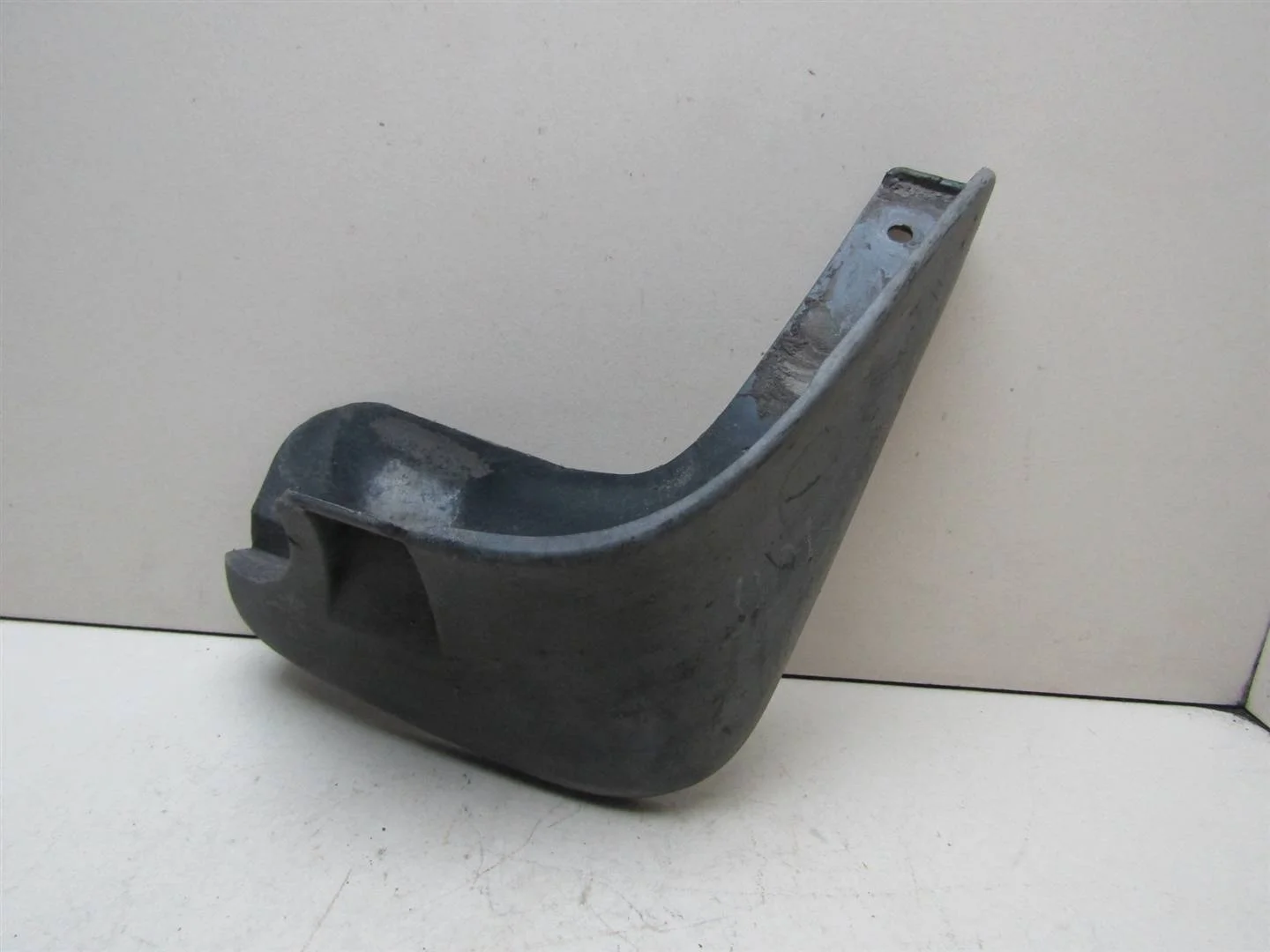Брызговик передний правый Chevrolet Lacetti 2004-2013  [96545666]  1.4 F14D3 в Вологде