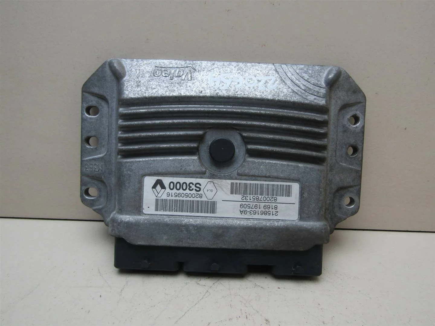 Блок управления двигателем Renault Megane II 2002-2009  [8200785132]  1.6 16V K4M812 в Вологде